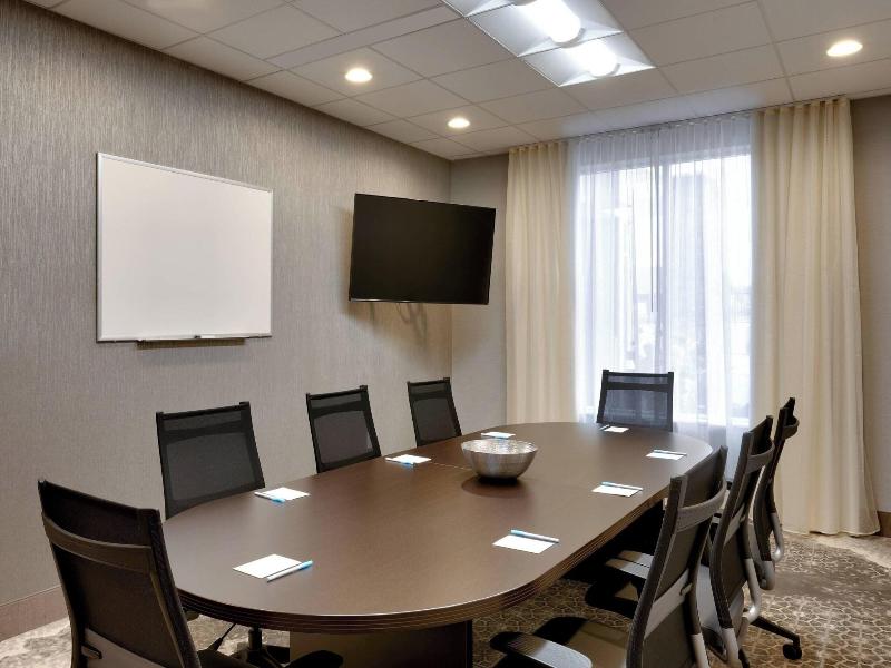 Fairfield Inn Suites By Marriott Springfield North image