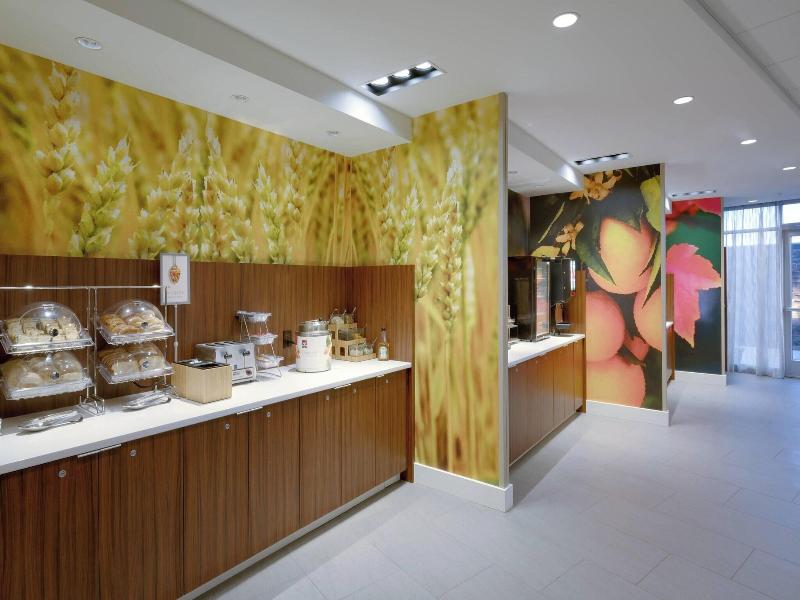 Fairfield Inn Suites By Marriott Springfield North image