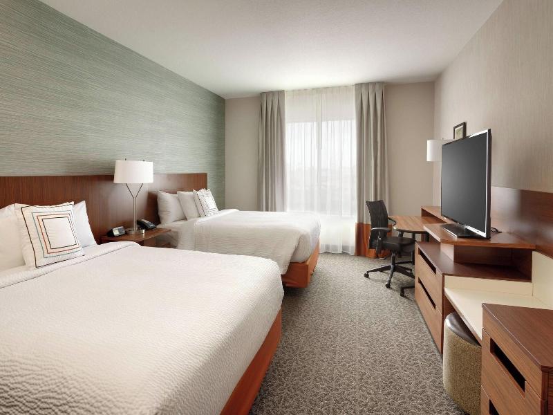 Fairfield Inn Suites By Marriott Springfield North image