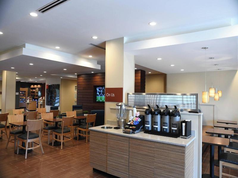 Towneplace Suites Kansas City At Briarcliff