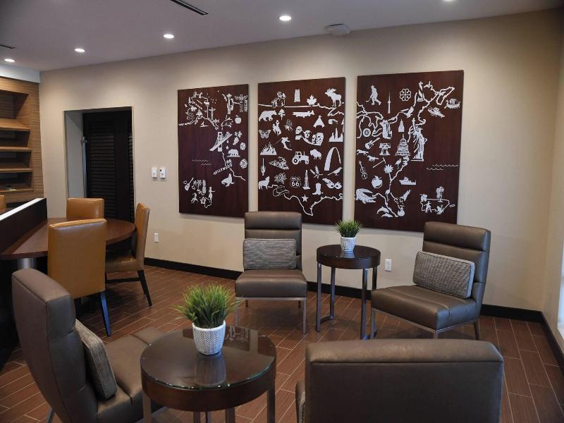Towneplace Suites Kansas City At Briarcliff