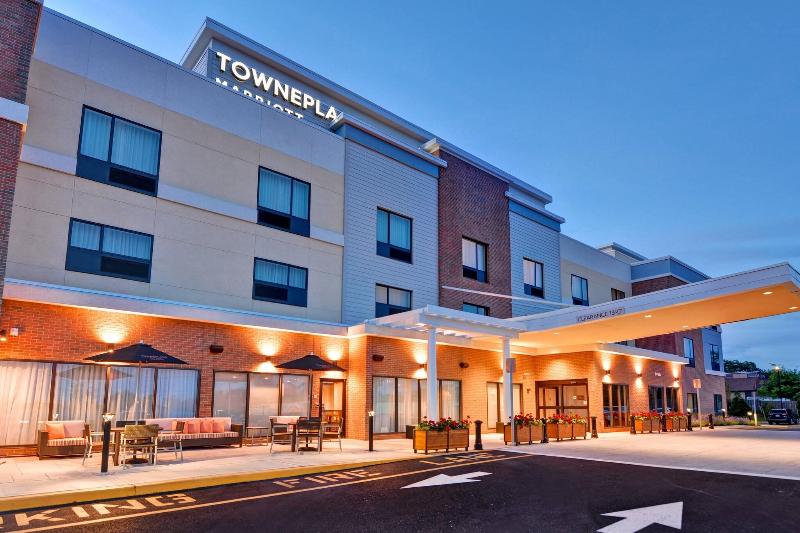Towneplace Suites By Marriott Bridgewater Branchbu image
