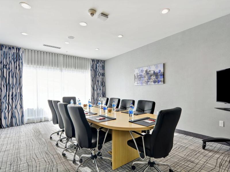 Towneplace Suites By Marriott Bridgewater Branchbu image