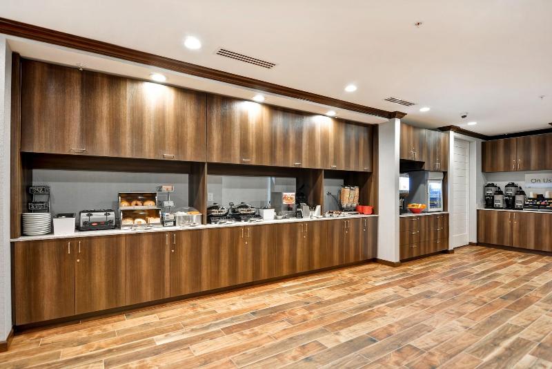 Towneplace Suites By Marriott Bridgewater Branchbu image