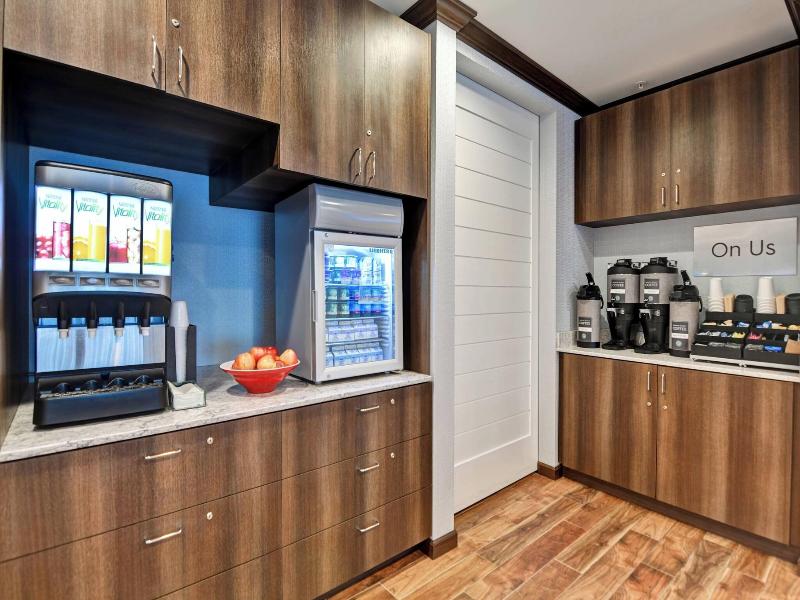 Towneplace Suites By Marriott Bridgewater Branchbu image