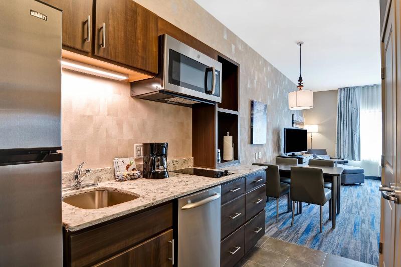 Towneplace Suites By Marriott Bridgewater Branchbu image