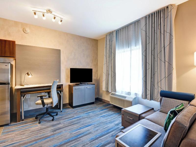 Towneplace Suites By Marriott Bridgewater Branchbu image