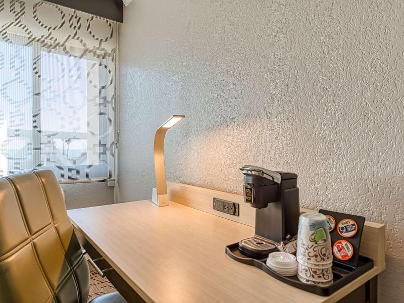 Amanzi Hotel image