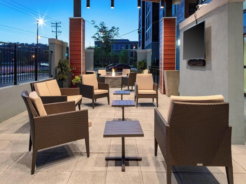 Residence Inn By Marriott Virginia Beach Town Cent image