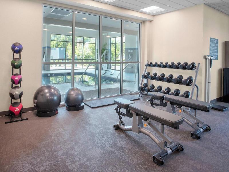 Residence Inn By Marriott Virginia Beach Town Cent image