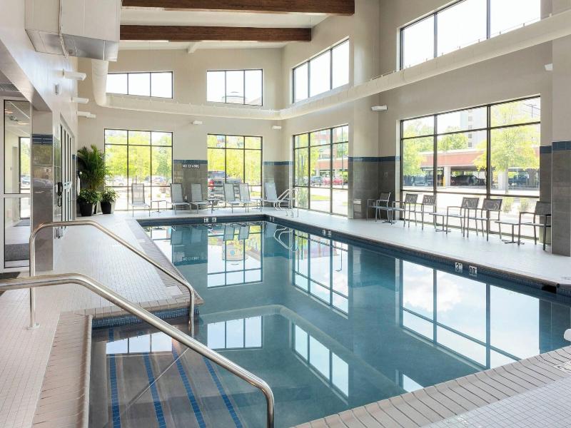 Residence Inn By Marriott Virginia Beach Town Cent image