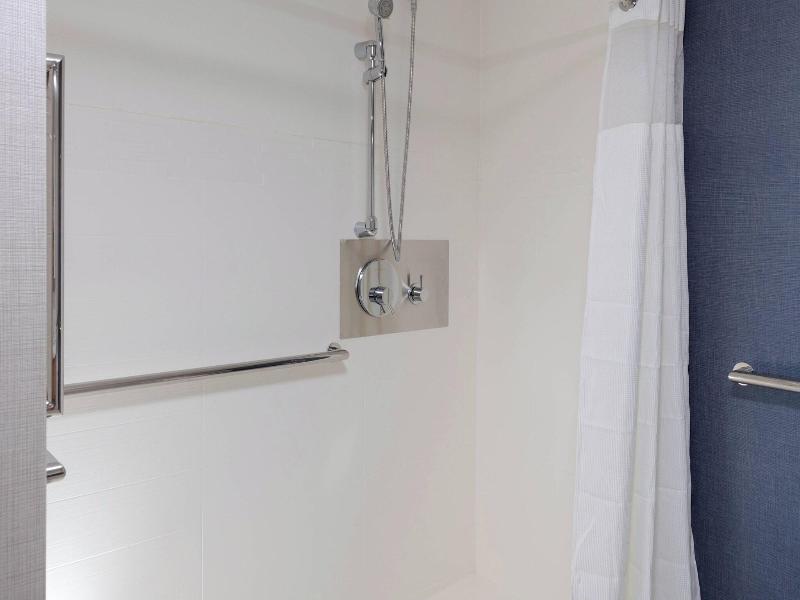 Residence Inn By Marriott Virginia Beach Town Cent image