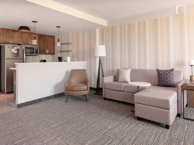 Residence Inn By Marriott Virginia Beach Town Cent image