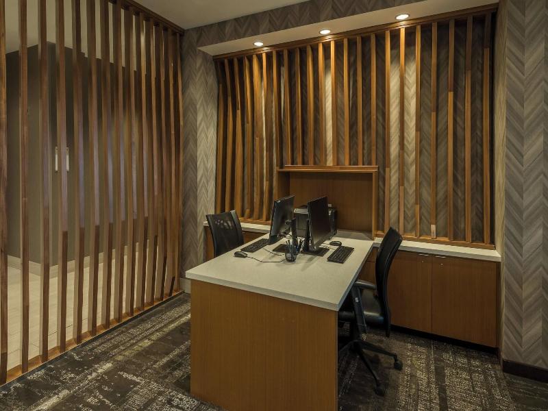 Springhill Suites By Marriott Reno image