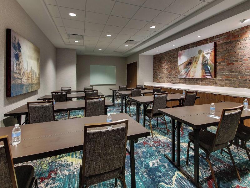 Fairfield Inn Suites By Marriott Birmingham Downto