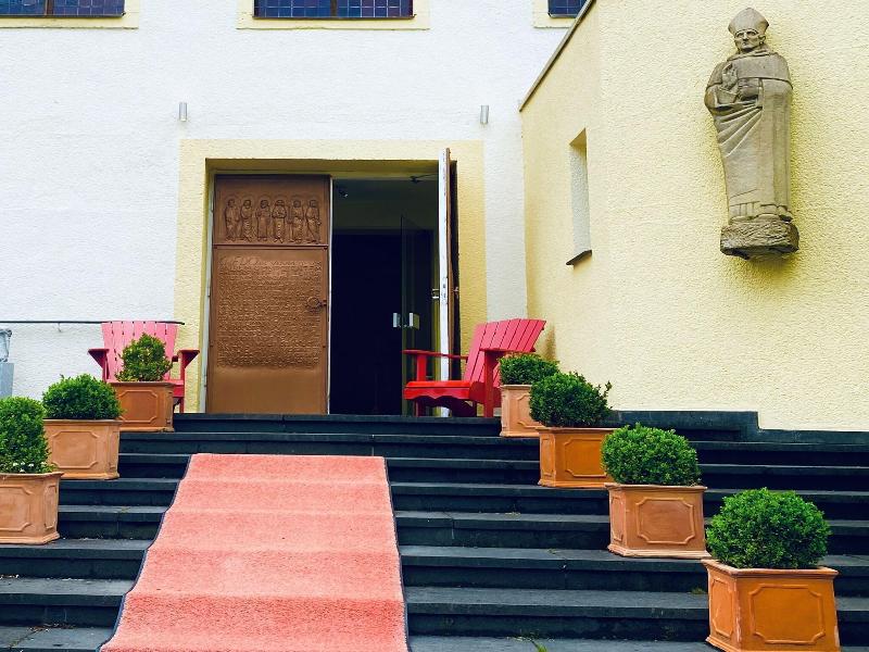 Carea Schlosshotel Domäne Walberberg image