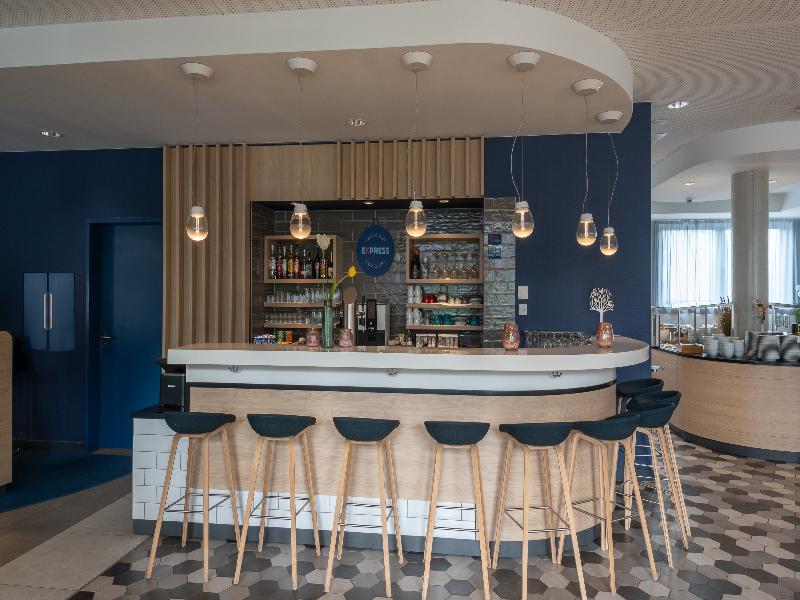Holiday Inn Express Wiesbaden image