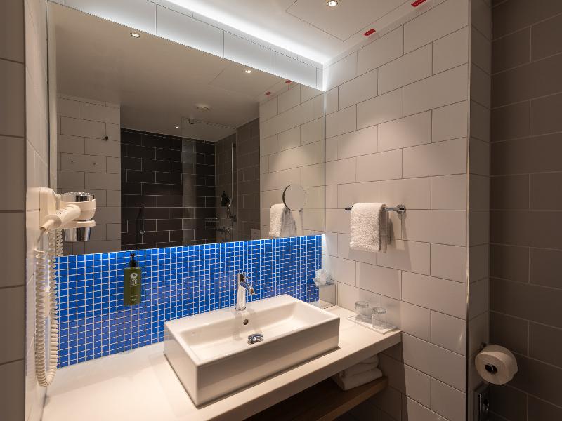 Holiday Inn Express Wiesbaden image