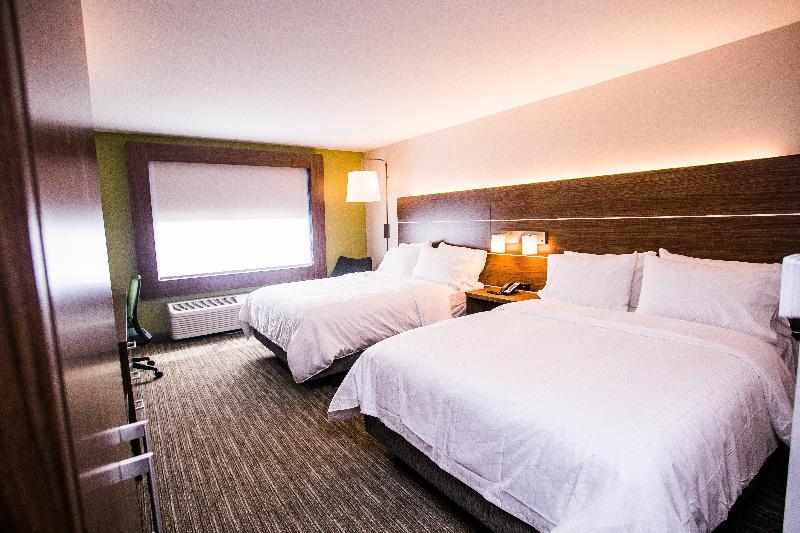 Holiday Inn Express & Suites Rehoboth Beach photo 12
