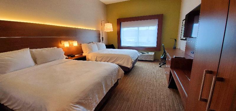 Holiday Inn Express & Suites Rehoboth Beach photo 14