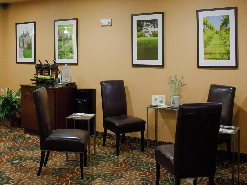 Cobblestone Inn Suites Winterset Ia