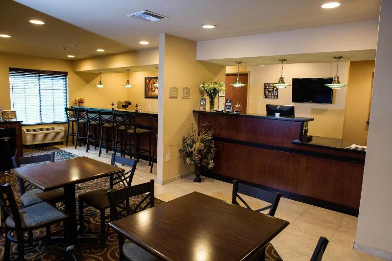 Cobblestone Inn Suites Knoxville COM