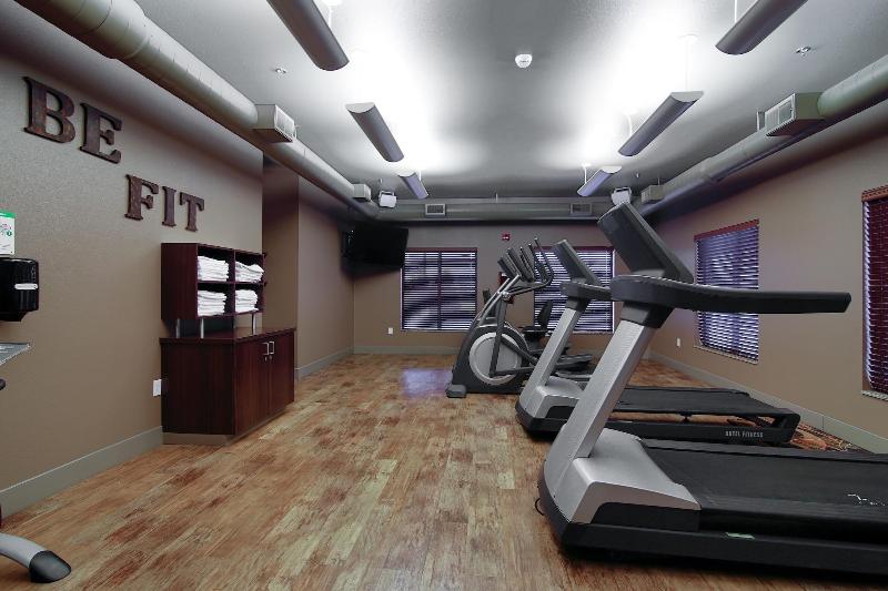 Teddy S Residential Suites Watford City image