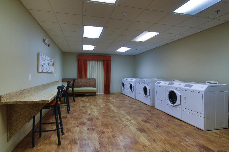 Teddy S Residential Suites Watford City image