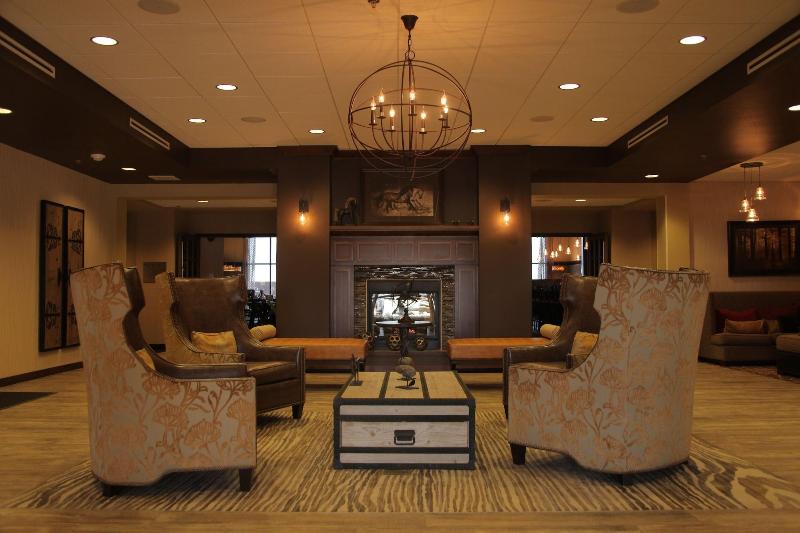 Teddy S Residential Suites Watford City image