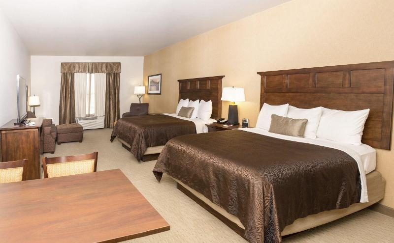 Teddy S Residential Suites Watford City image