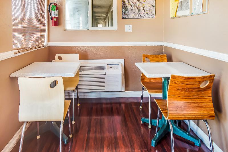 Hotel Europa Ridgecrest image