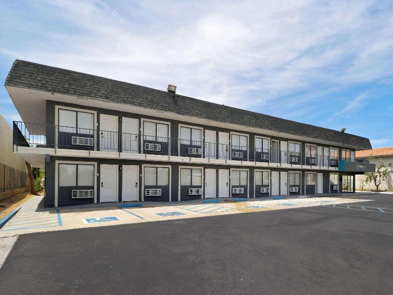 Clarion Pointe Ridgecrest Near China Lake Naval St image