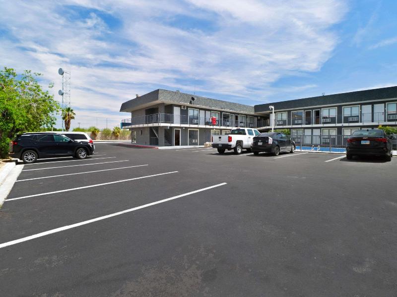 Clarion Pointe Ridgecrest Near China Lake Naval St image