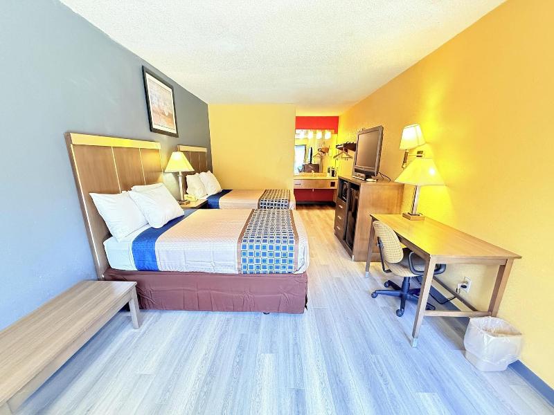 OYO Hotel Williamston image