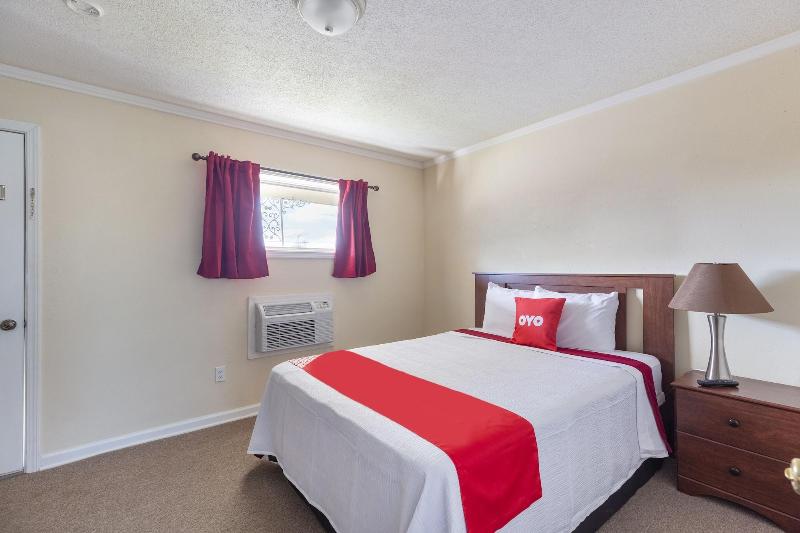 OYO Hotel Cave City KY image