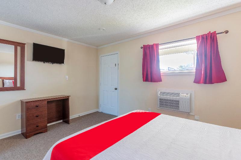 OYO Hotel Cave City KY image