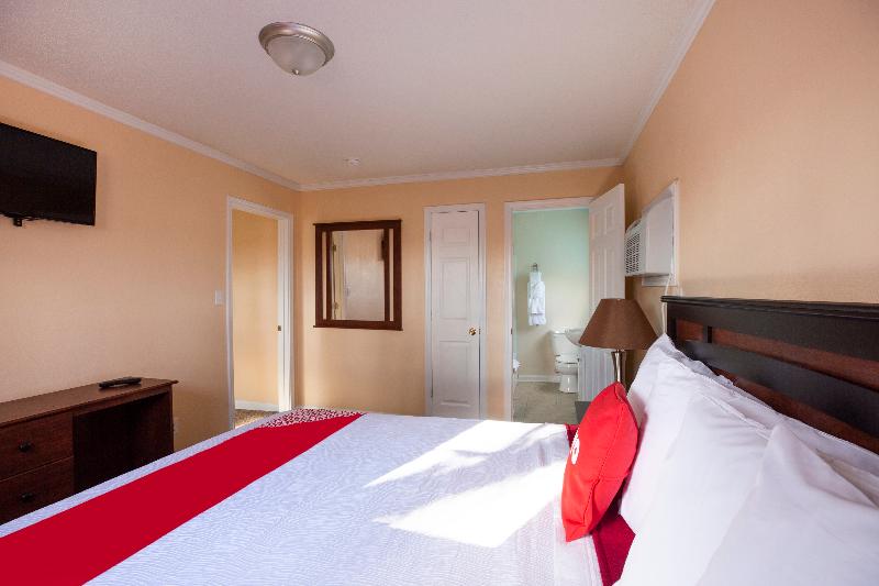 OYO Hotel Cave City KY image