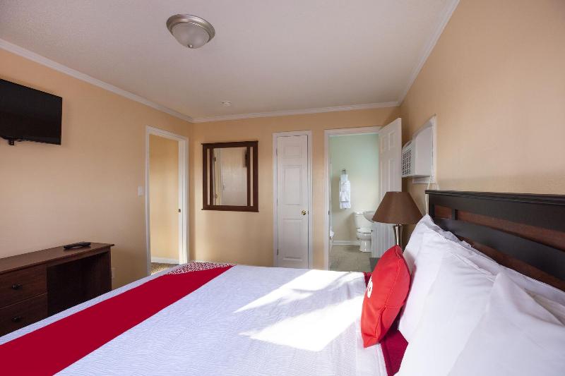 OYO Hotel Cave City KY image