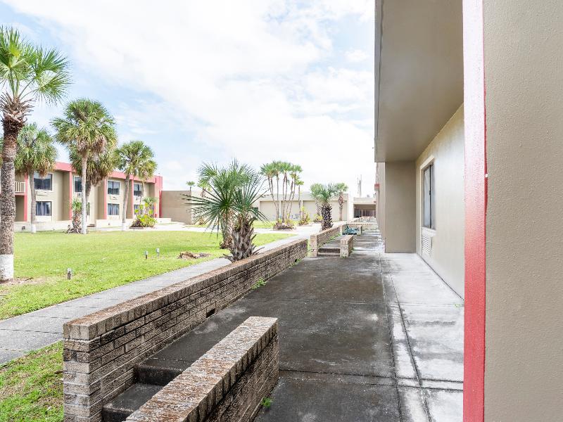 Townhouse & Suites - Orlando — photo 2