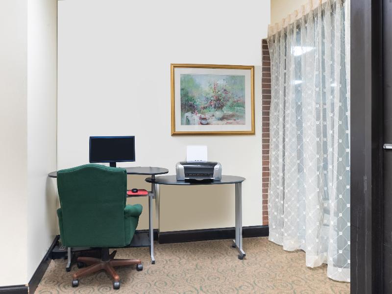 Lobby & Reception