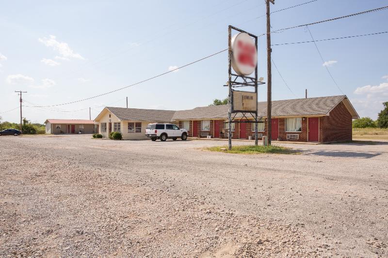 OYO Hotel Breckenridge TX Hubbard Creek Lake