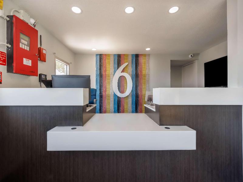 Hotel Fort Worth East Gateway Ball Park image