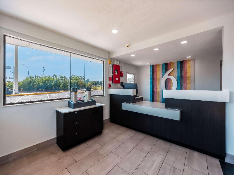 Hotel Fort Worth East Gateway Ball Park image