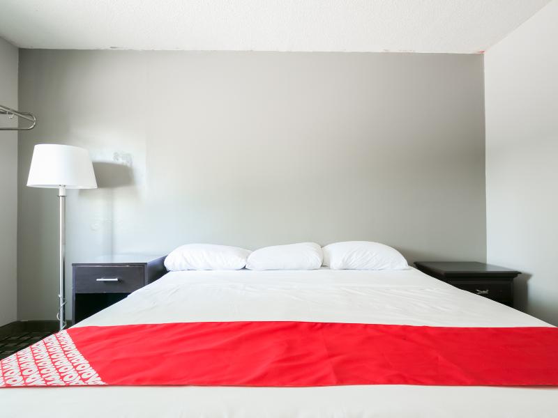 Hotel Darlington Raceway image