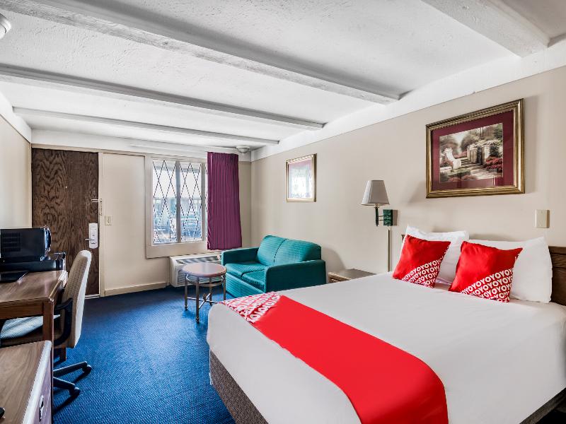 Hotel Wadsworth OH I-76 image