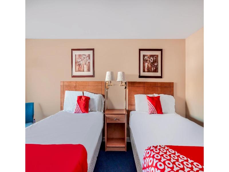 Hotel Wadsworth OH I-76 image