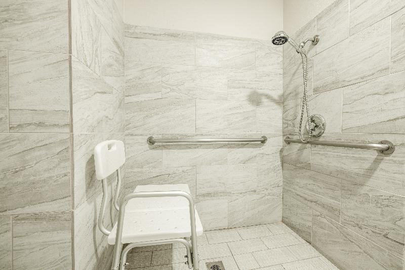 Hotel Avenida Victorville I 15 image