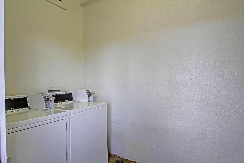 Motel 6 Edinburg image