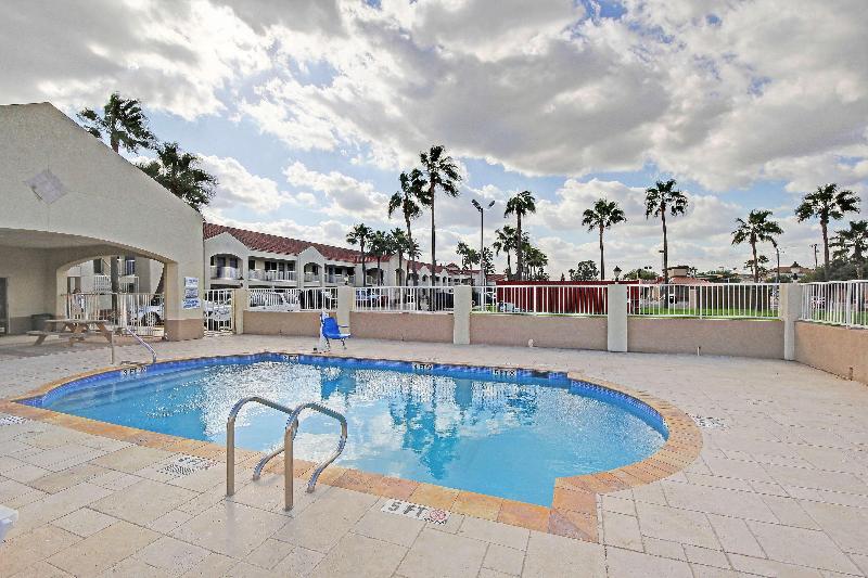 Motel 6 Edinburg image