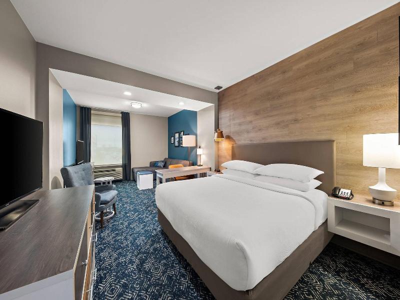 Four Points by Sheraton Plano image